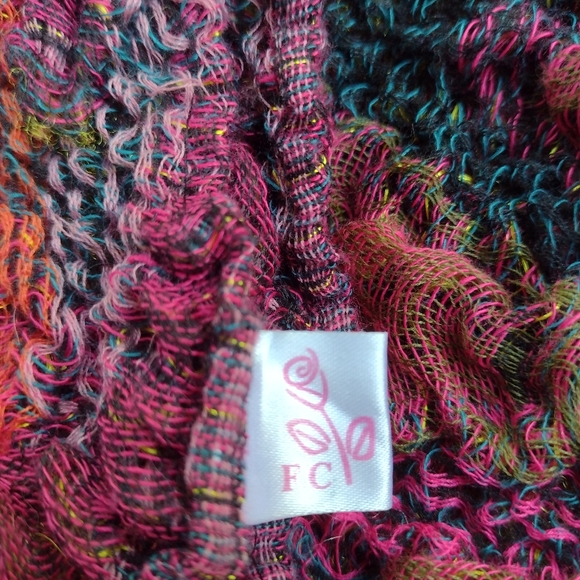 New Ladies Neck Drape - Picture 3 of 4